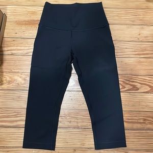 Lululemon crop leggings size 4
